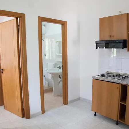 منتزه العطل Villaggio Turistico Scialmarino 2*