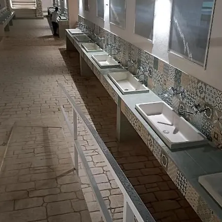 منتزه العطل Villaggio Turistico Scialmarino فيستَ