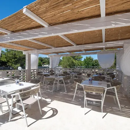 منتزه العطل Villaggio Turistico Scialmarino فيستَ