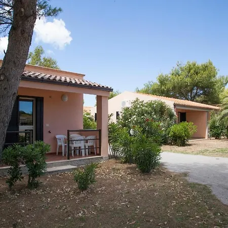 منتزه العطل Villaggio Turistico Scialmarino
