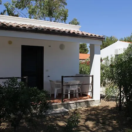 منتزه العطل Villaggio Turistico Scialmarino 2*