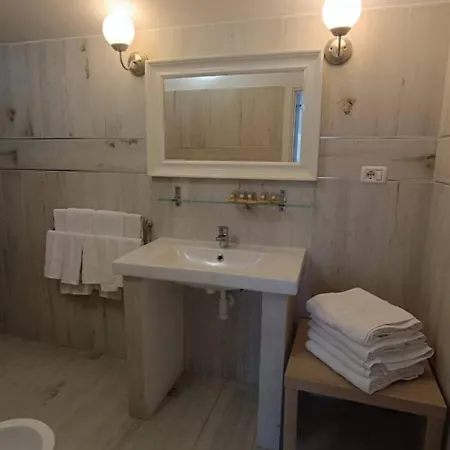 Villaggio Turistico Scialmarino 2*