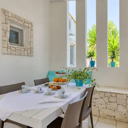 Villaggio Turistico Scialmarino 2*